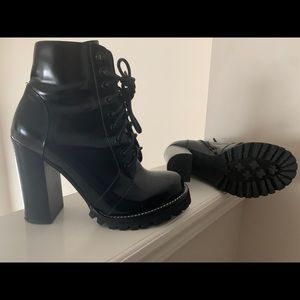 Jeffrey Campbell sexy Combat Boots size 7.5